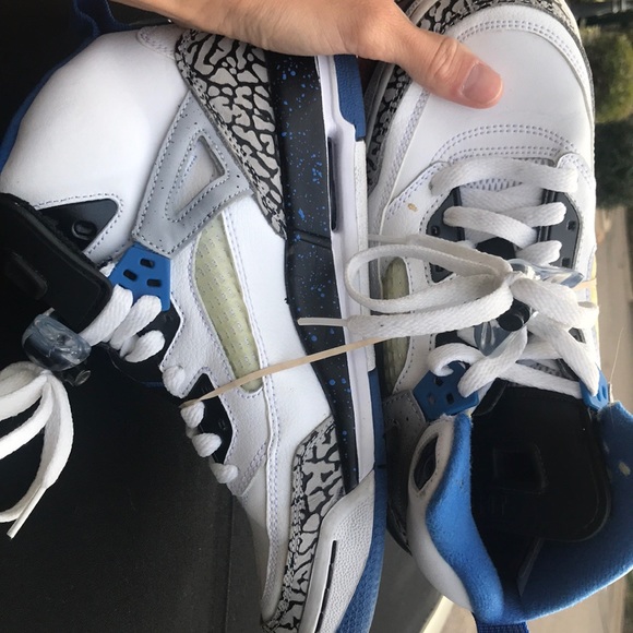 Shoes - Picture 5 of 7